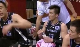 谁爆料郭艾伦视频最新版,球场风采依旧，球迷热议不已